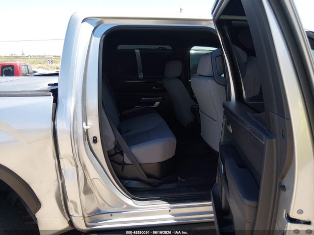 Toyota Tundra Sr5 2025 5TFLA5AB9SX041700 Image 8