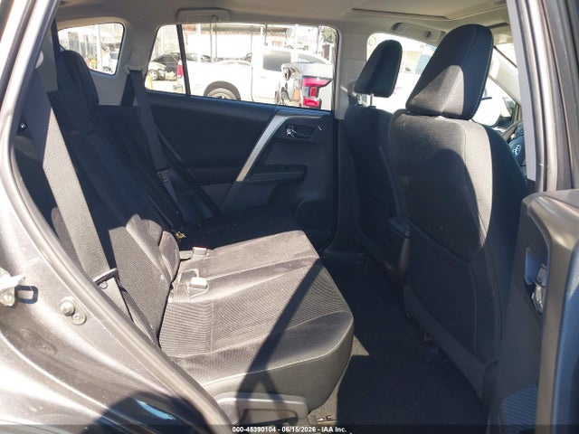 2T3WFREV3EW088207 Toyota Rav4 Xle