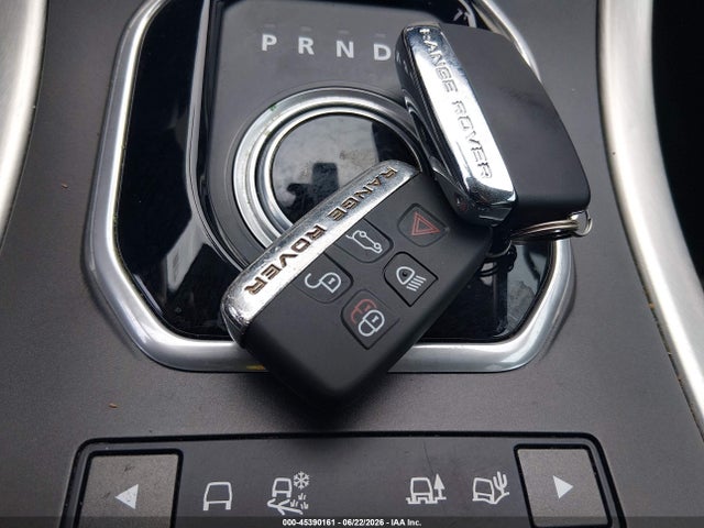 SALVP2BGXEH882111 Land Rover Range Rover Evoque Pure