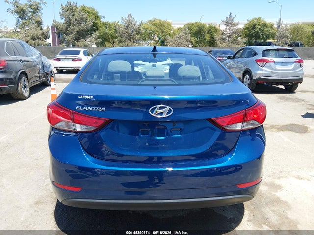 Hyundai ELANTRA SE 2015 5NPDH4AE1FH612814 Image 16
