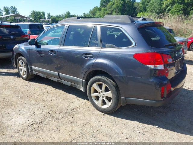 45390190 :رقم المزاد ، 4S4BRBKC2D3220872 vin ، 2013 Subaru Outback 2.5i Limited مزاد بيع