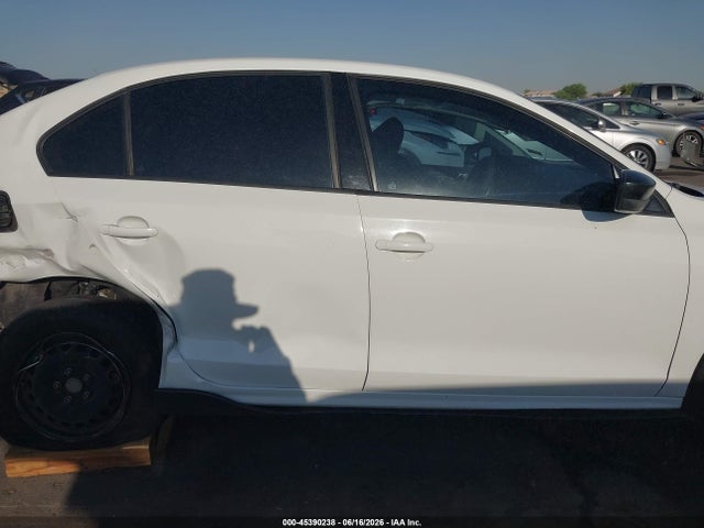 2016 Volkswagen Jetta 1.4t S მანქანა იყიდება აუქციონზე, vin: 3VW167AJ3GM411707, აუქციონის ნომერი: 45390238
