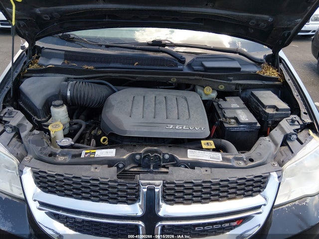 45390268 :رقم المزاد ، 2C4RDGCG7FR556978 vin ، 2015 Dodge Grand Caravan Sxt مزاد بيع