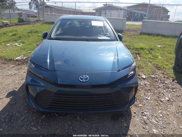 2026 Toyota Camry Le მანქანა იყიდება აუქციონზე, vin: 4T1DAACK2TU224221, აუქციონის ნომერი: 45390269