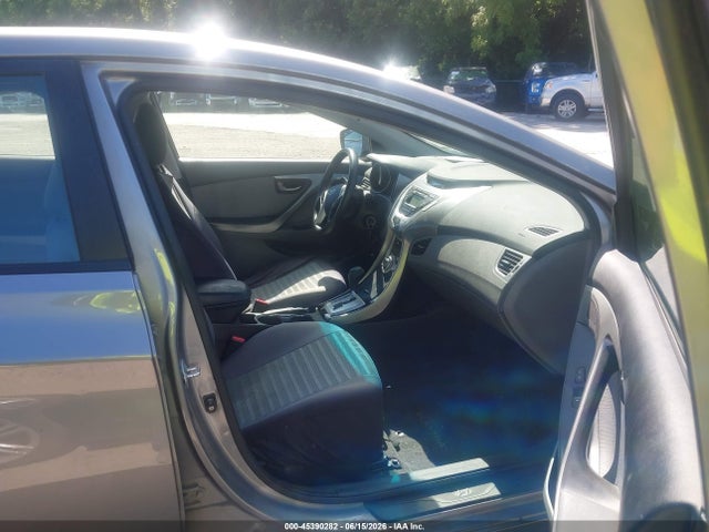 45390282 :رقم المزاد ، KMHDH4AE0CU183517 vin ، 2012 Hyundai Elantra Gls (ulsan Plant) مزاد بيع