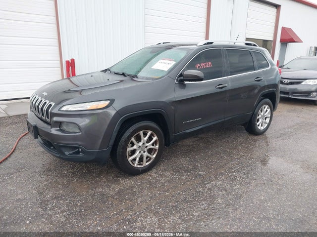 Jeep Cherokee Latitude 2015 1C4PJMCB3FW768402 Image 2