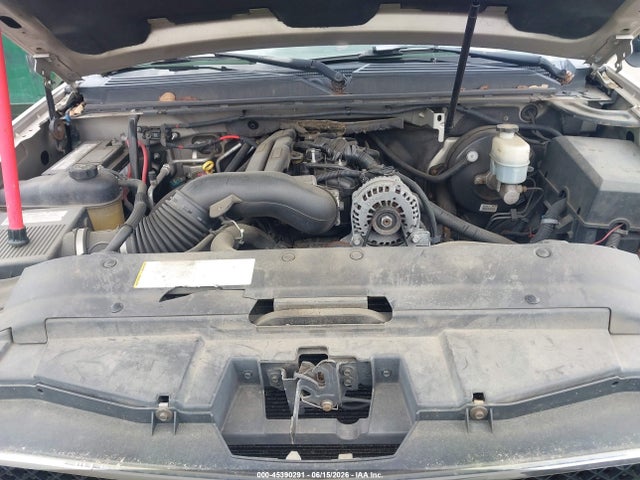 45390291 :رقم المزاد ، 1GNFC16J57J322376 vin ، 2007 Chevrolet Suburban 1500 Lt مزاد بيع