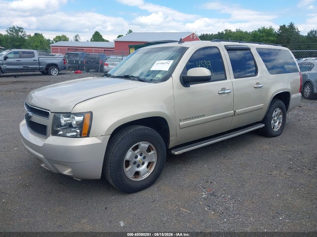 45390291 :رقم المزاد ، 1GNFC16J57J322376 vin ، 2007 Chevrolet Suburban 1500 Lt مزاد بيع