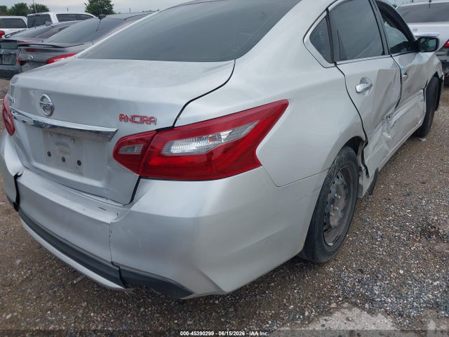 Продаж на аукціоні авто 2018 Nissan Altima 2.5 S, vin: 1N4AL3APXJC201502, номер лоту: 45390299