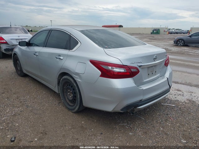 Продаж на аукціоні авто 2018 Nissan Altima 2.5 S, vin: 1N4AL3APXJC201502, номер лоту: 45390299