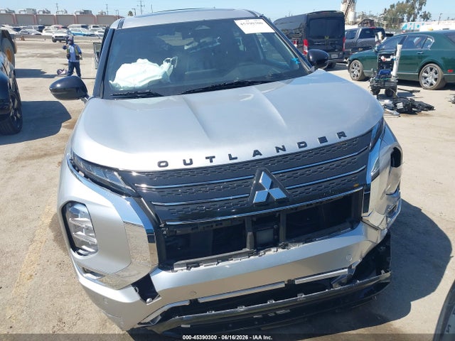 2022 Mitsubishi Outlander მანქანა იყიდება აუქციონზე, vin: JA4J3UA85NZ059064, აუქციონის ნომერი: 45390300