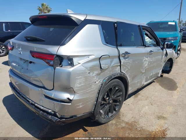 2022 Mitsubishi Outlander მანქანა იყიდება აუქციონზე, vin: JA4J3UA85NZ059064, აუქციონის ნომერი: 45390300