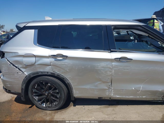 2022 Mitsubishi Outlander მანქანა იყიდება აუქციონზე, vin: JA4J3UA85NZ059064, აუქციონის ნომერი: 45390300