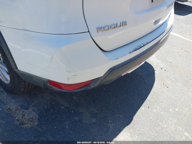 Nissan ROGUE SV 2017 KNMAT2MTXHP543757 Image 6