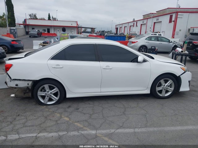 Toyota CAMRY SE 2014 4T1BF1FKXEU868637 Image 14