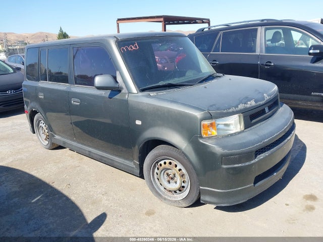 Продажа на аукционе авто 2004 Scion Xb, vin: JTLKT334X40147338, номер лота: 45390346
