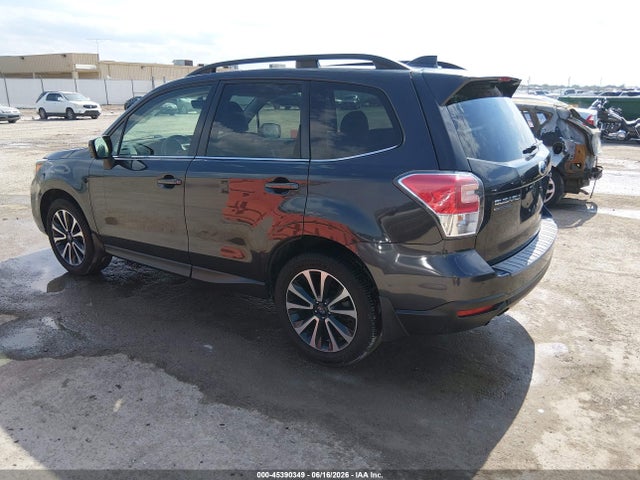 Subaru Forester 2.0xt Premium 2018 JF2SJGEC1JH419948 Image 3