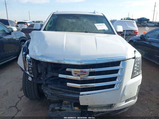 45390374 :رقم المزاد ، 1GYS3BKJ4KR321159 vin ، 2019 Cadillac Escalade Luxury مزاد بيع