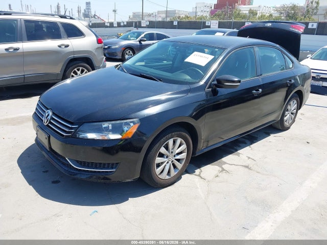 45390391 :رقم المزاد ، 1VWAT7A32EC112377 vin ، 2014 Volkswagen Passat 1.8t Wolfsburg Edition مزاد بيع