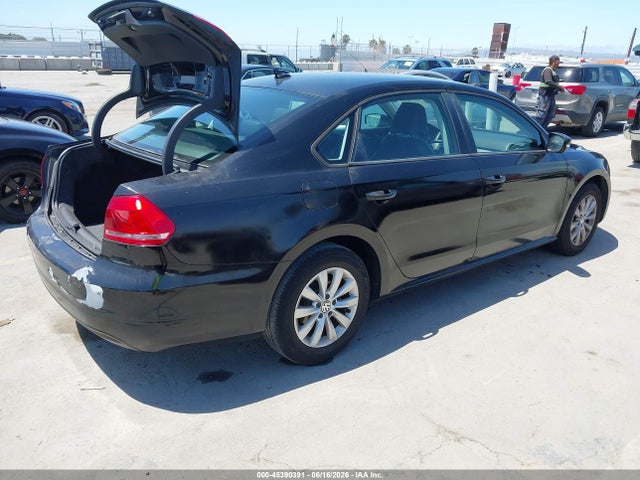 45390391 :رقم المزاد ، 1VWAT7A32EC112377 vin ، 2014 Volkswagen Passat 1.8t Wolfsburg Edition مزاد بيع