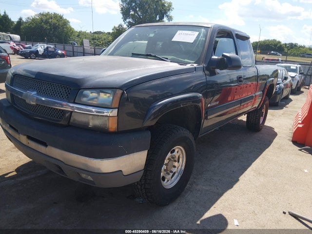 Продажа на аукционе авто 2004 Chevrolet Silverado 2500hd Ls, vin: 1GCHK29UX4E240373, номер лота: 45390409