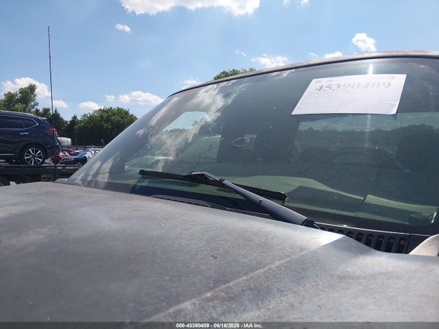Продажа на аукционе авто 2004 Chevrolet Silverado 2500hd Ls, vin: 1GCHK29UX4E240373, номер лота: 45390409