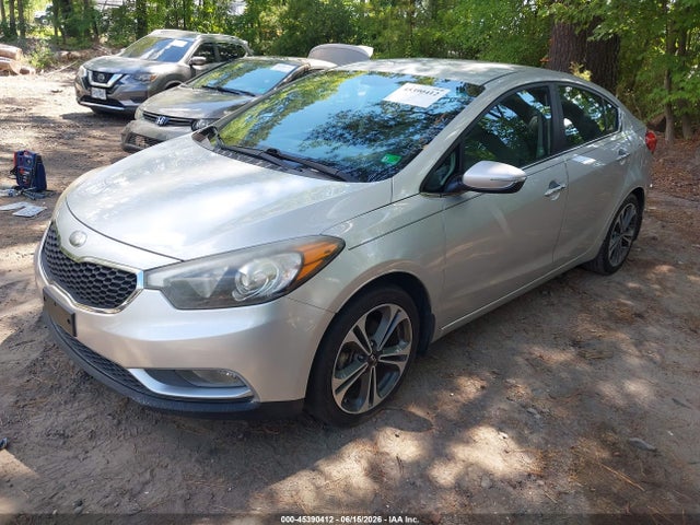 2014 Kia Forte Ex მანქანა იყიდება აუქციონზე, vin: KNAFX4A88E5073013, აუქციონის ნომერი: 45390412
