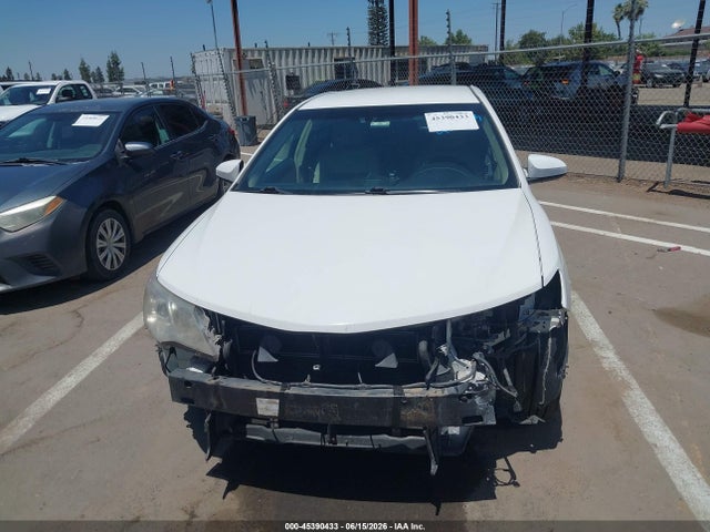 45390433 :رقم المزاد ، 4T1BD1FK6EU101485 vin ، 2014 Toyota Camry Hybrid Xle مزاد بيع