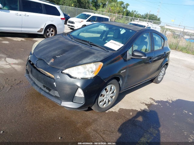 Aukcja sprzedaży 2014 Toyota Prius C One, vin: JTDKDTB3XE1563970, numer aukcji: 45390435