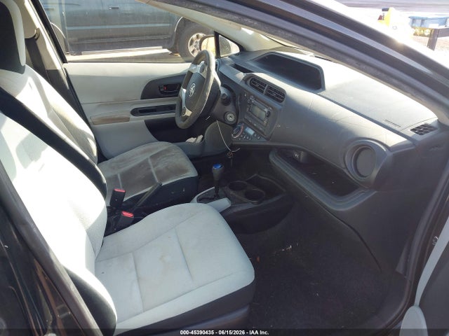 Aukcja sprzedaży 2014 Toyota Prius C One, vin: JTDKDTB3XE1563970, numer aukcji: 45390435