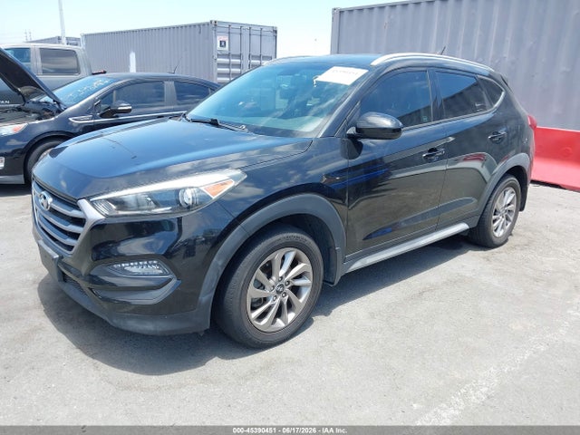 Hyundai TUCSON SE 2017 KM8J33A43HU580682 Image 2