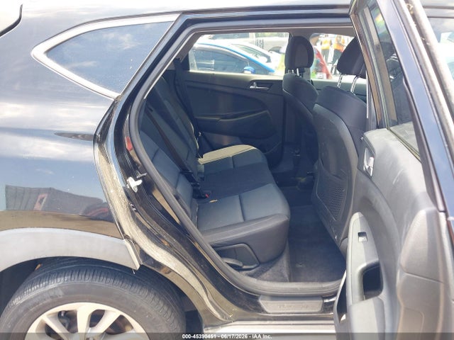 Hyundai TUCSON SE 2017 KM8J33A43HU580682 Image 8