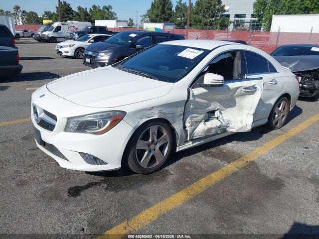 Mercedes-Benz CLA 250 2015 WDDSJ4EB5FN163283 Image 2