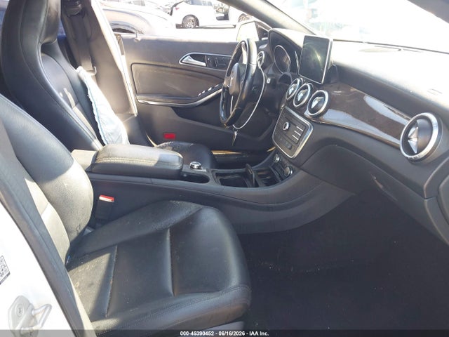 Mercedes-Benz CLA 250 2015 WDDSJ4EB5FN163283 Image 5