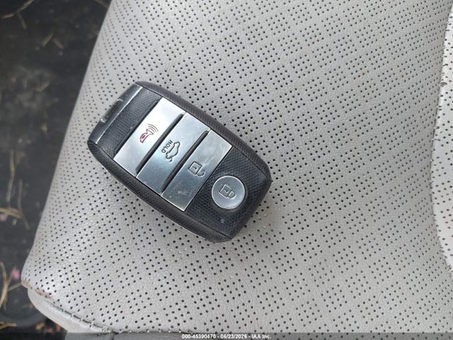 45390470 :رقم المزاد ، 5XXGU4L3XGG079427 vin ، 2016 Kia Optima Ex مزاد بيع