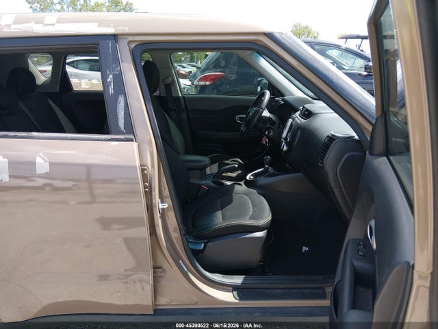 45390522 :رقم المزاد ، KNDJP3A57F7139442 vin ، 2015 Kia Soul + مزاد بيع