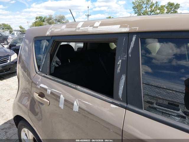 45390522 :رقم المزاد ، KNDJP3A57F7139442 vin ، 2015 Kia Soul + مزاد بيع