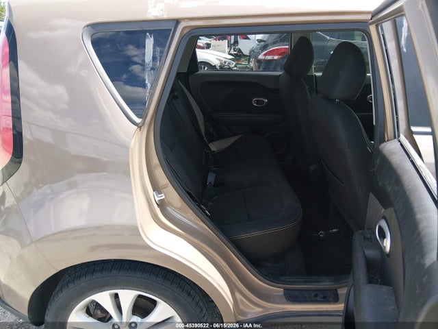 45390522 :رقم المزاد ، KNDJP3A57F7139442 vin ، 2015 Kia Soul + مزاد بيع