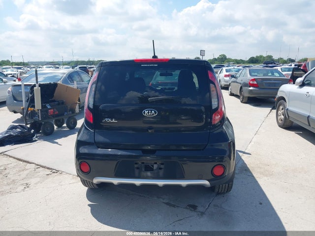 KIA SOUL + 2018 KNDJP3A53J7898629 Image 16