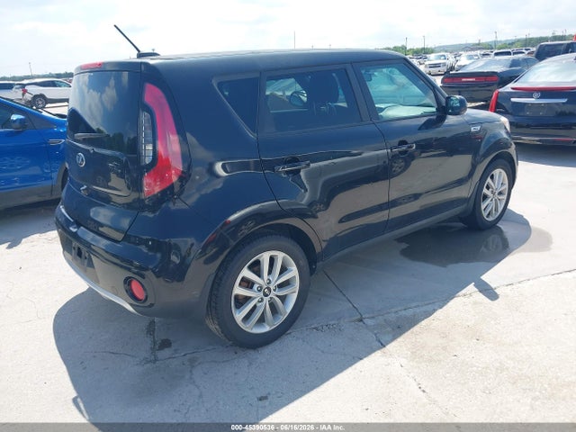 KIA SOUL + 2018 KNDJP3A53J7898629 Image 4