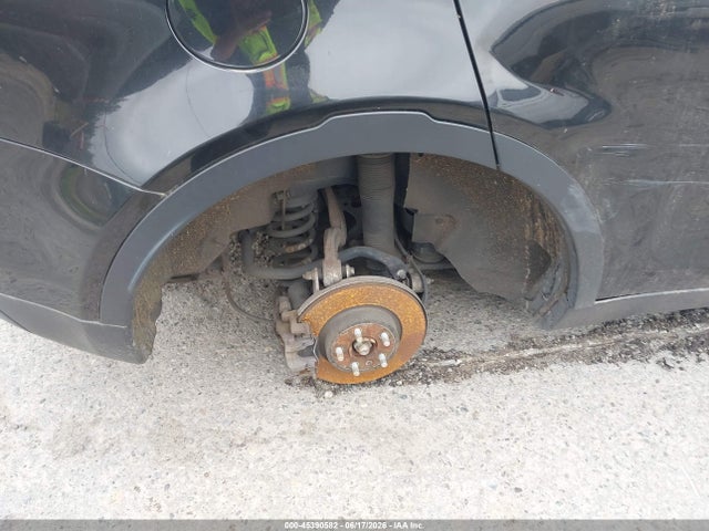 45390582 :رقم المزاد ، SALCR2BG1HH662281 vin ، 2017 Land Rover Discovery Sport Hse مزاد بيع