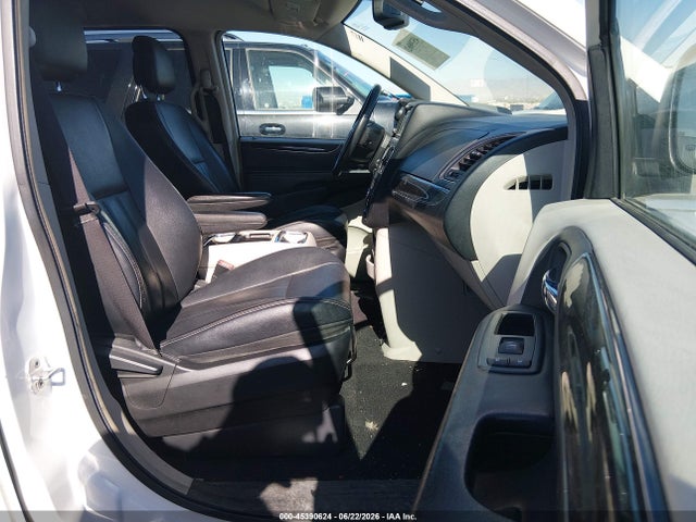 Продажа на аукционе авто 2014 Chrysler Town & Country Touring, vin: 2C4RC1BG6ER126617, номер лота: 45390624