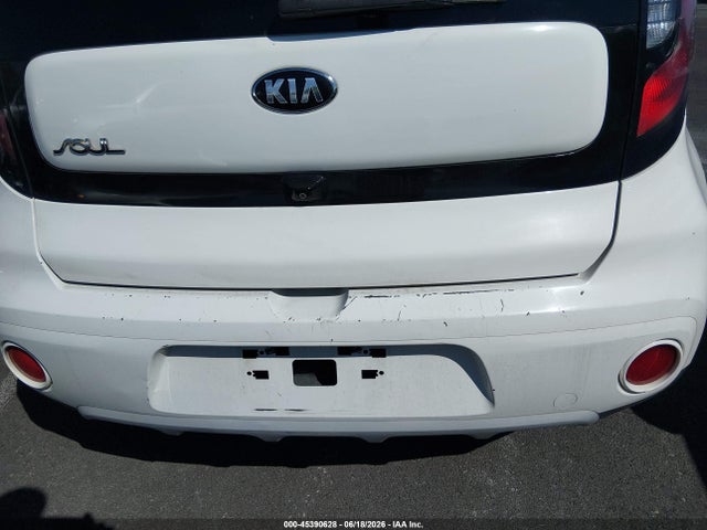 KIA SOUL + 2019 KNDJP3A5XK7670676 Image 17