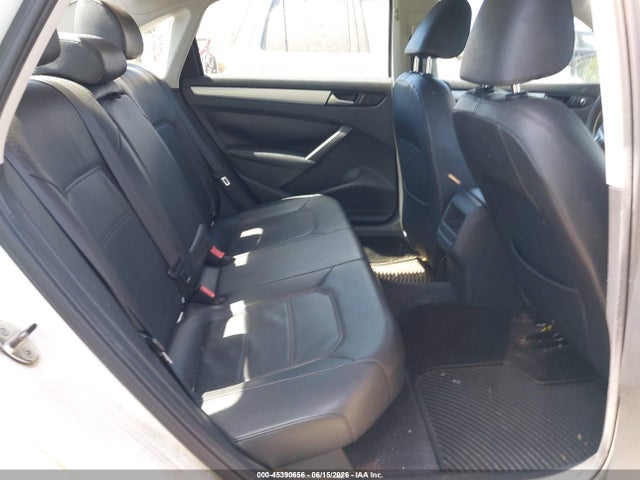 45390656 :رقم المزاد ، 1VWBP7A35CC092955 vin ، 2012 Volkswagen Passat 2.5l Se مزاد بيع