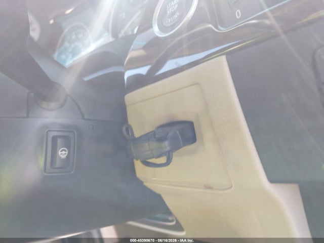 2011 Bmw 328i მანქანა იყიდება აუქციონზე, vin: WBAPH7C5XBE677115, აუქციონის ნომერი: 45390670