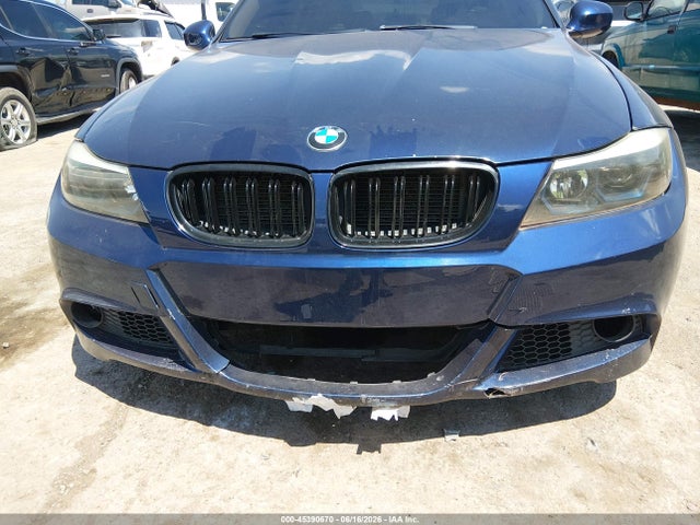 2011 Bmw 328i მანქანა იყიდება აუქციონზე, vin: WBAPH7C5XBE677115, აუქციონის ნომერი: 45390670