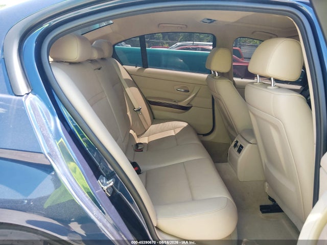 2011 Bmw 328i მანქანა იყიდება აუქციონზე, vin: WBAPH7C5XBE677115, აუქციონის ნომერი: 45390670