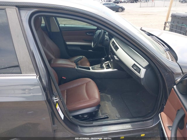 45390684 :رقم المزاد ، WBAVB73557P100027 vin ، 2007 Bmw 335i مزاد بيع