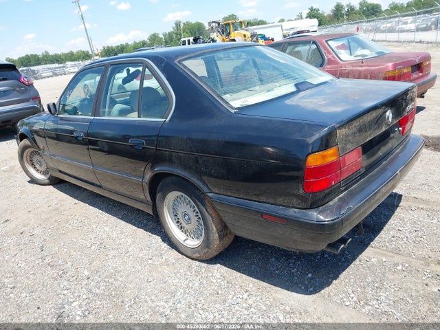 45390692 :رقم المزاد ، WBAHE6326SGF33064 vin ، 1995 Bmw 540 I Automatic مزاد بيع