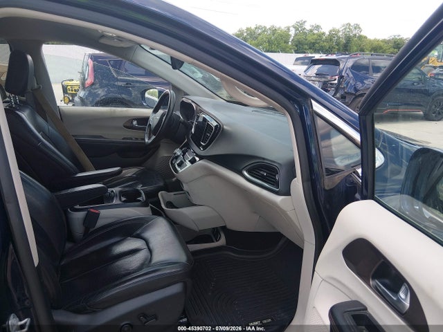 2C4RC1EG5HR669506 Chrysler Pacifica Touring-l Plus